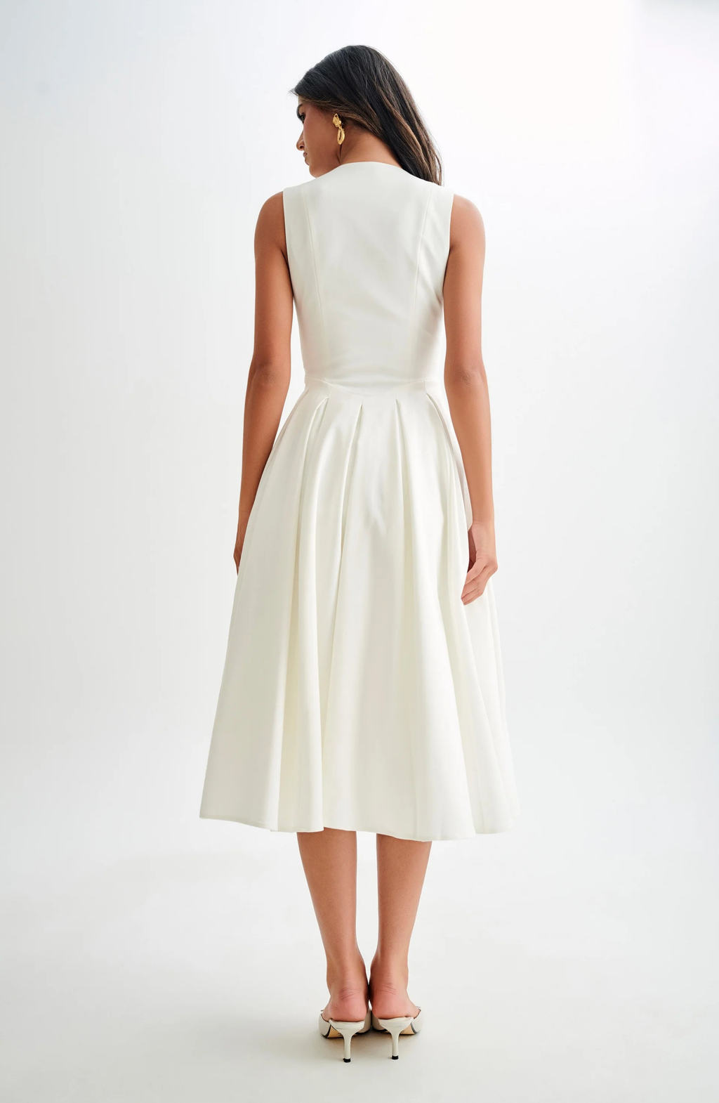 Soft Grace Midi Dress